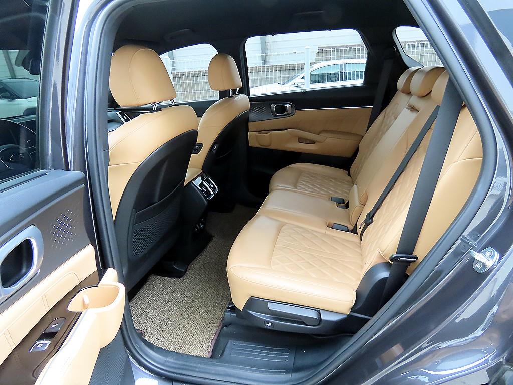 KIA Sorento - Vista 6