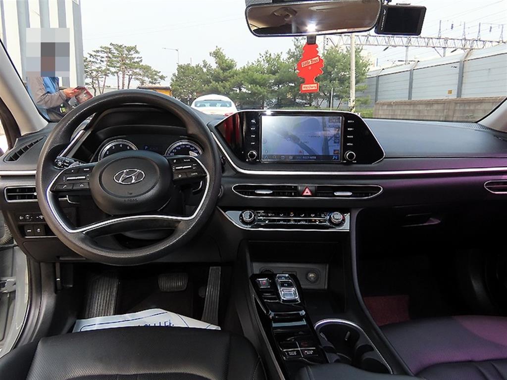 HYUNDAI Sonata - Vista 7