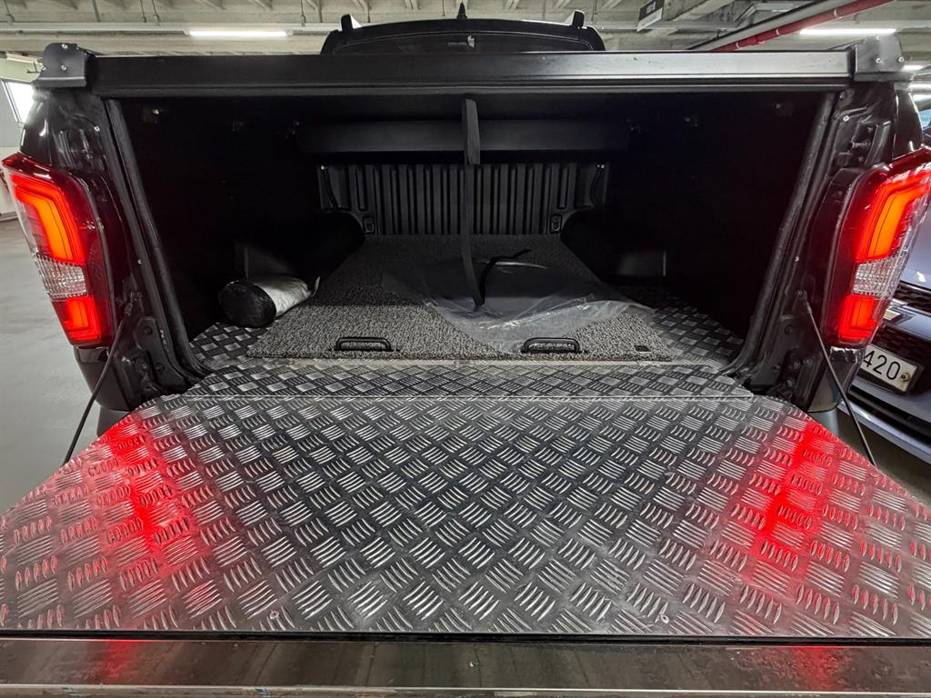 Ssangyong Rexton 2023 Negro - Importación desde Corea - HF Imports Iquique - Foto 17