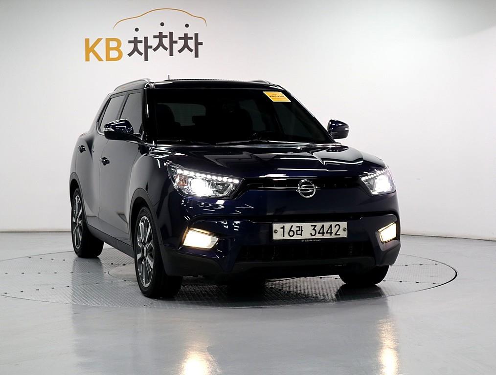 Ssangyong Tivoli - Vista 2