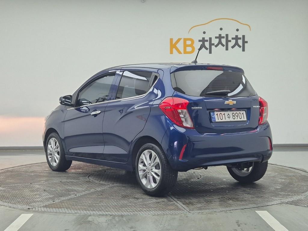 Chevrolet Spark - Vista 3