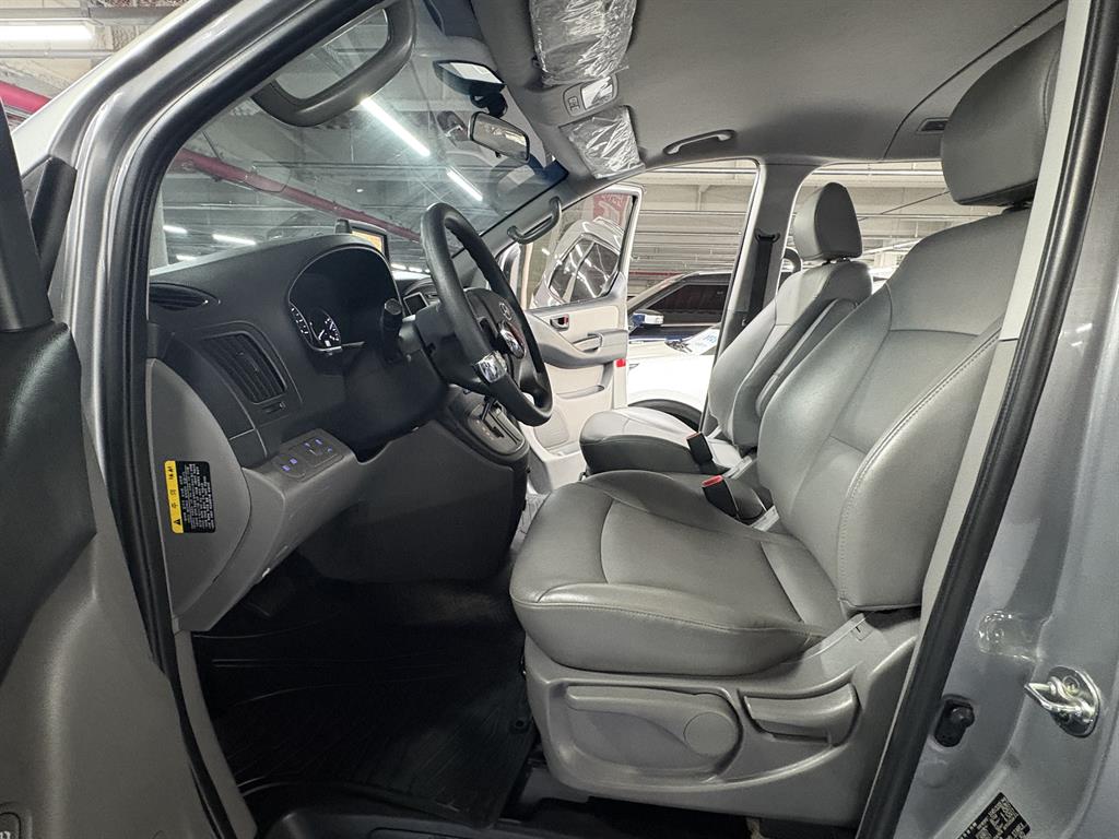 HYUNDAI Starex 2018 Plateado - Importación desde Corea - HF Imports Iquique - Foto 17