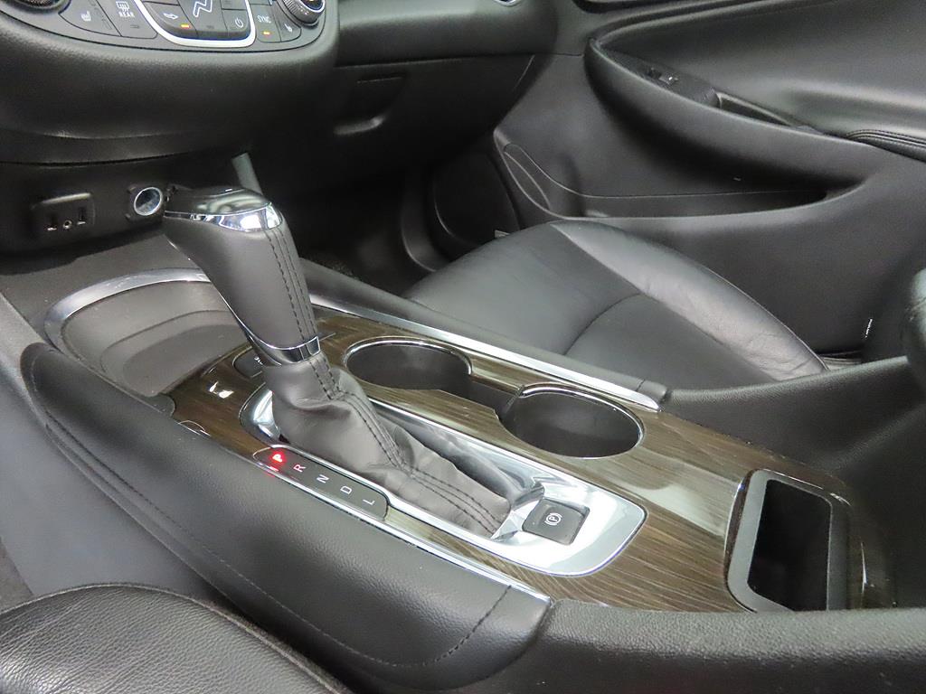 Chevrolet Malibu - Vista 11