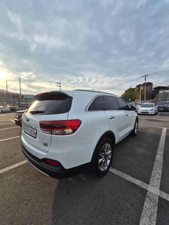 KIA Sorento - Vista 6