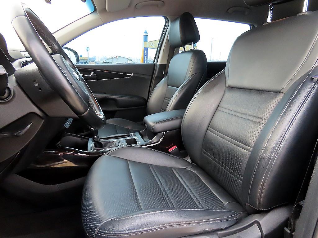 KIA Sorento - Vista 5
