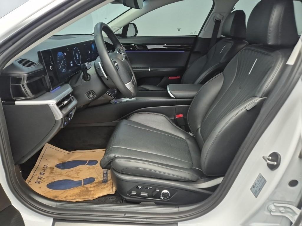 HYUNDAI Grandeur - Vista 11