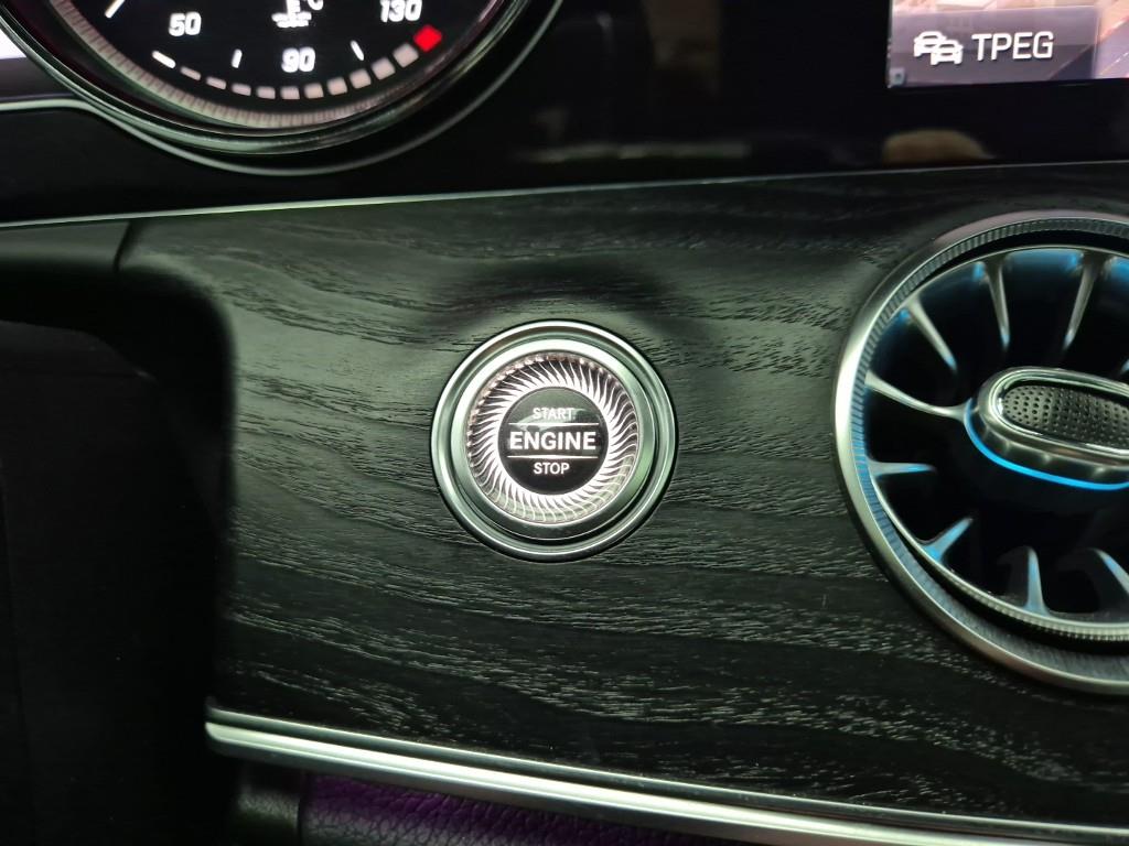 Mercedes Benz E class 2019 Blanco - Importación desde Corea - HF Imports Iquique - Foto 17