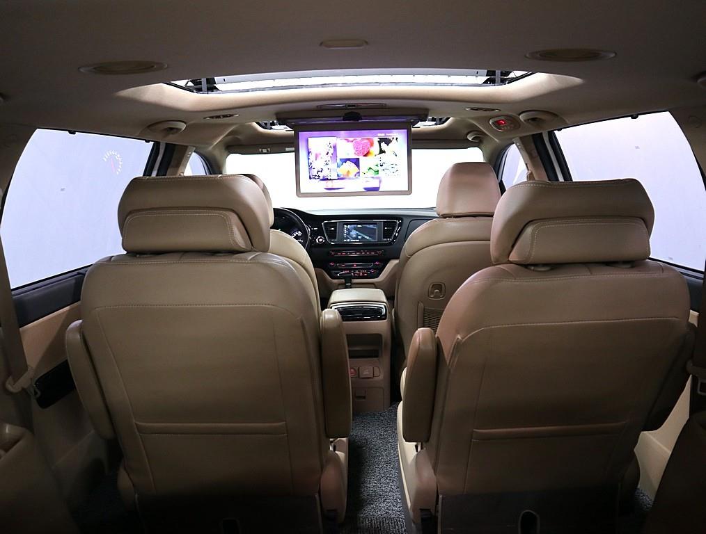 KIA Carnival 2018 Blanco - Importación desde Corea - HF Imports Iquique - Foto 13