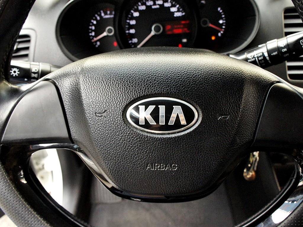 KIA Morning 2014 Blanco - Importación desde Corea - HF Imports Iquique - Foto 8