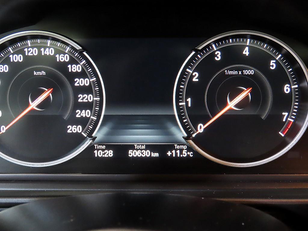 BMW 5 Series - Vista 8