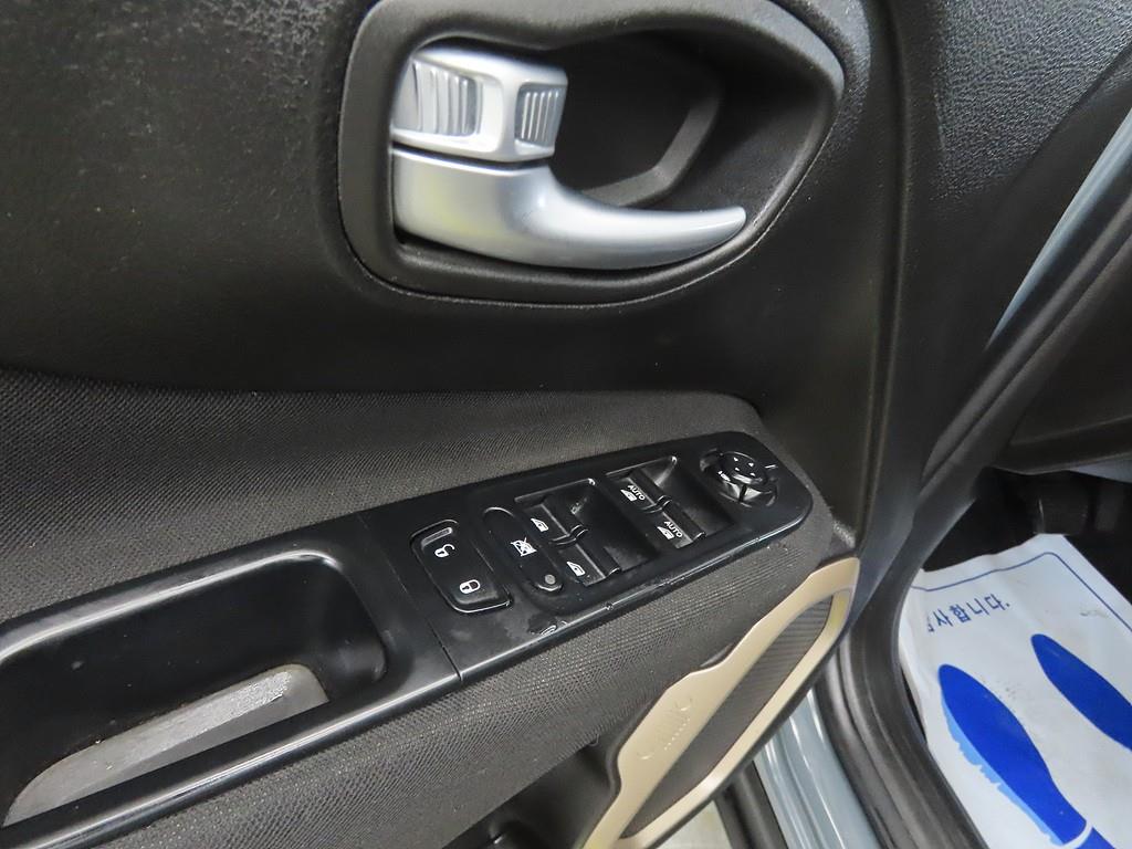 Jeep Renegade - Vista 11