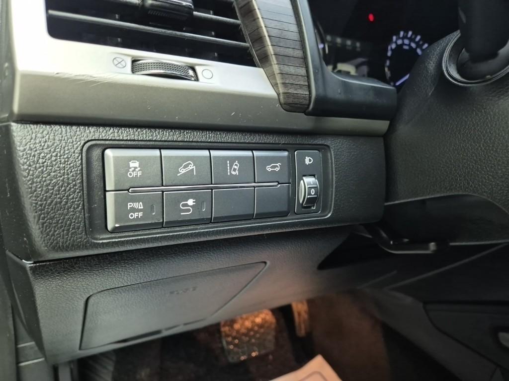 Ssangyong Rexton 2018 Gris - Importación desde Corea - HF Imports Iquique - Foto 16