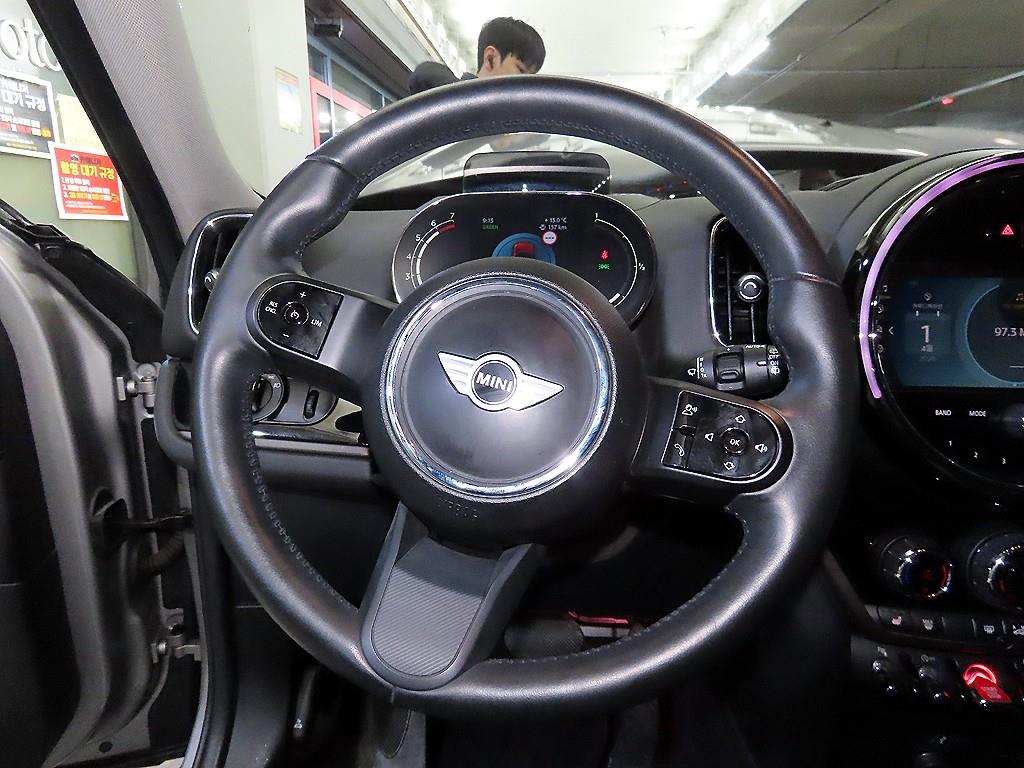 Mini Countryman - Vista 8