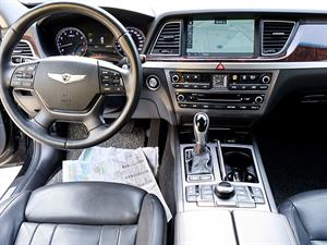 HYUNDAI Genesis - Vista 10