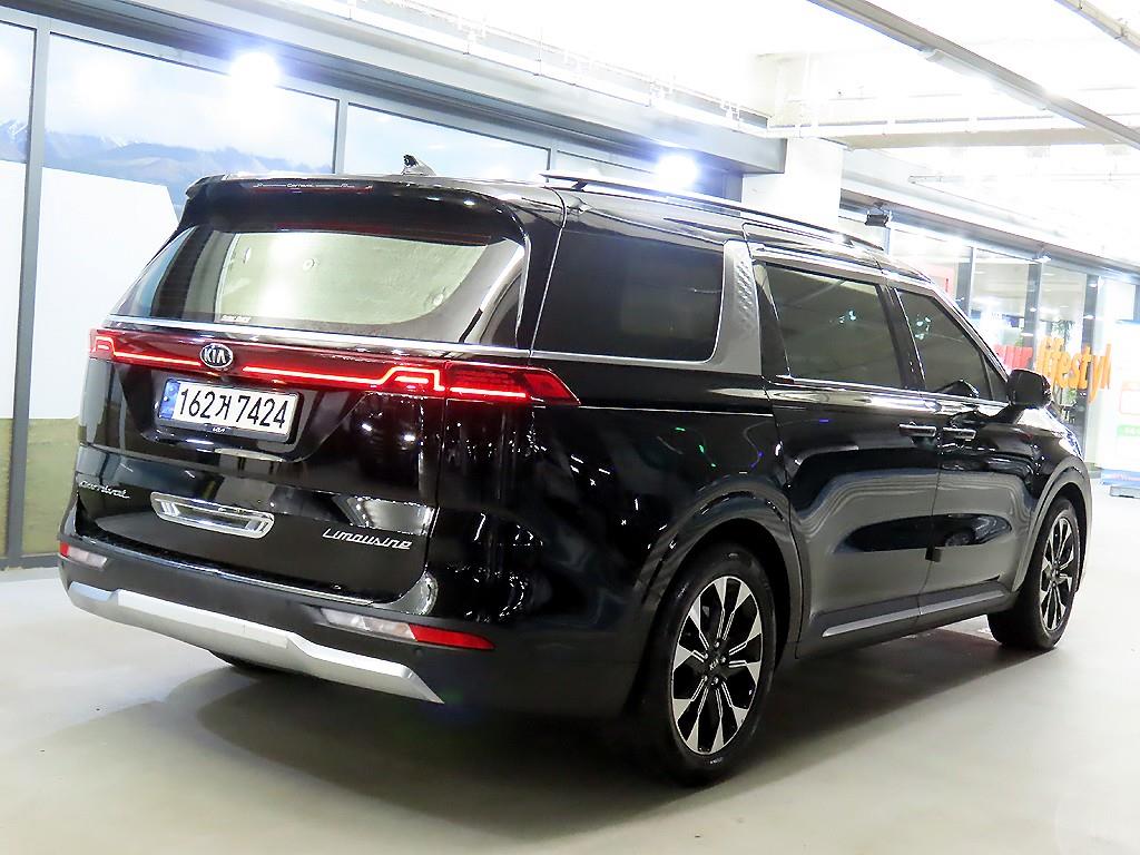 KIA Carnival - Vista 4