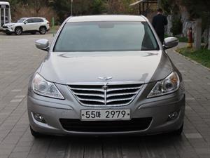 HYUNDAI Genesis - Vista 2