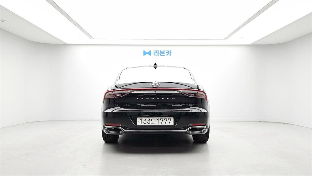 HYUNDAI Grandeur - Vista 5