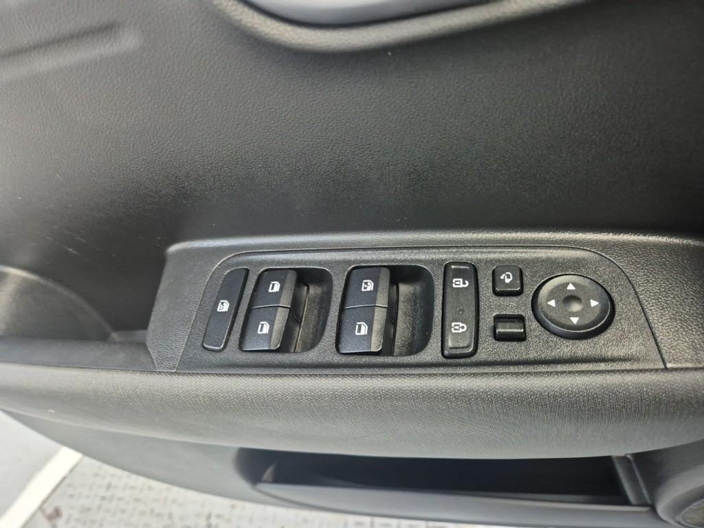 HYUNDAI Casper 2023 Blanco - Importación desde Corea - HF Imports Iquique - Foto 17