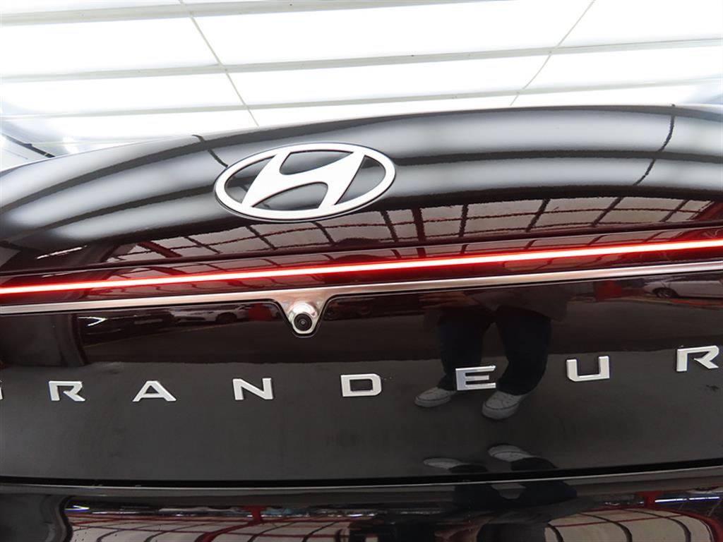 HYUNDAI Grandeur 2025 Negro - Importación desde Corea - HF Imports Iquique - Foto 18