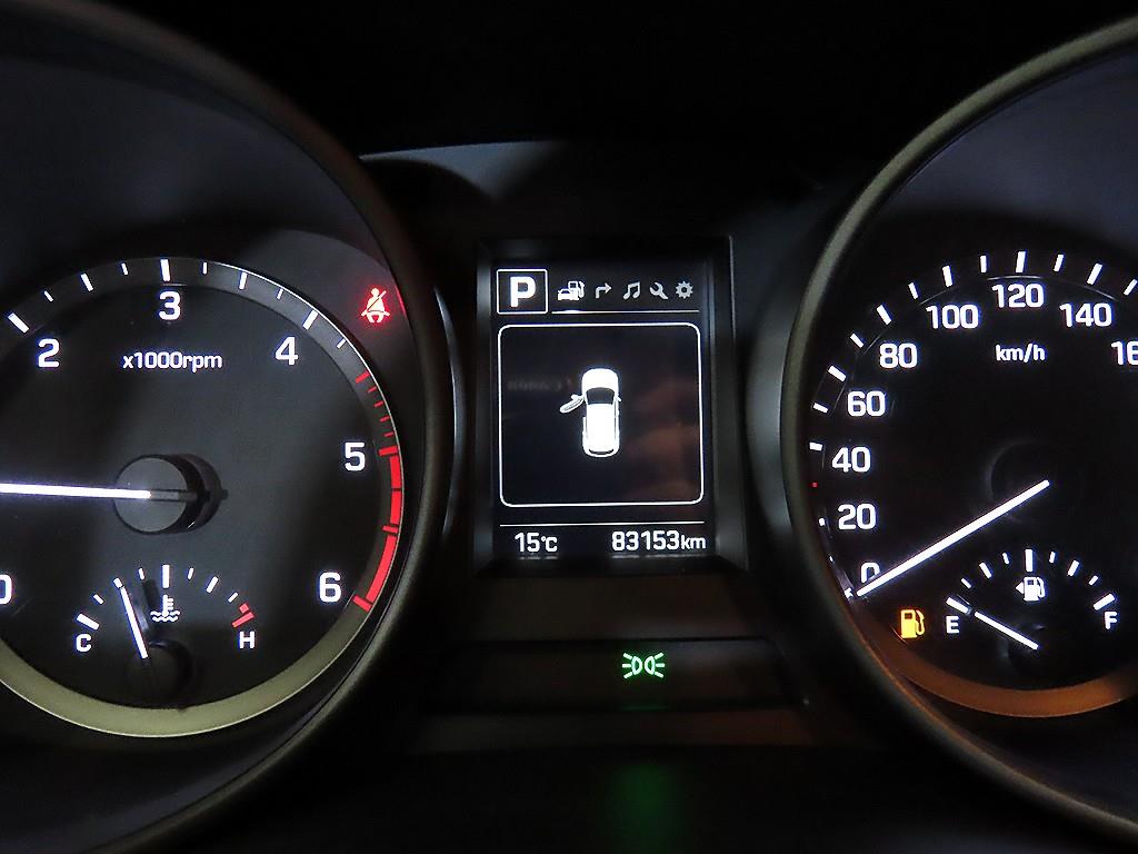 HYUNDAI Maxcruz - Vista 9