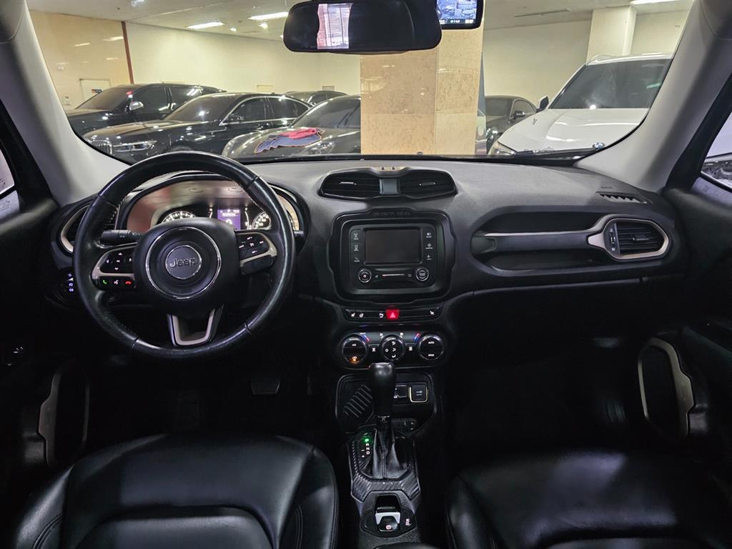 Jeep Renegade - Vista 7