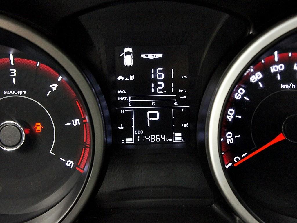 Ssangyong Tivoli 2019 Blanco - Importación desde Corea - HF Imports Iquique - Foto 9