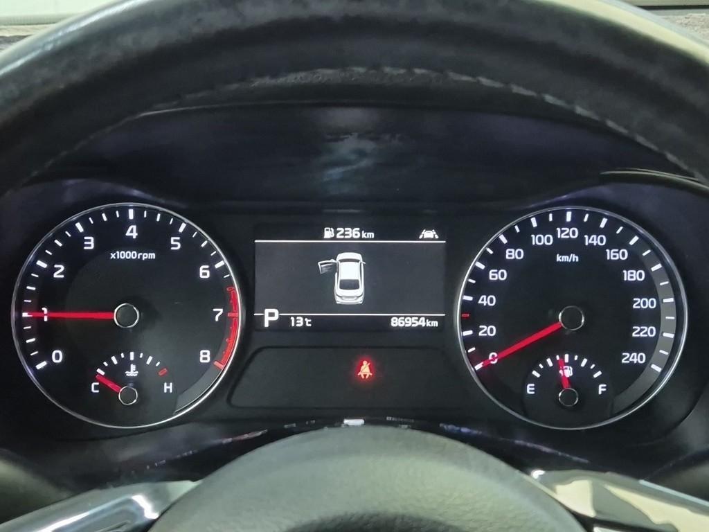 KIA K3 - Vista 6