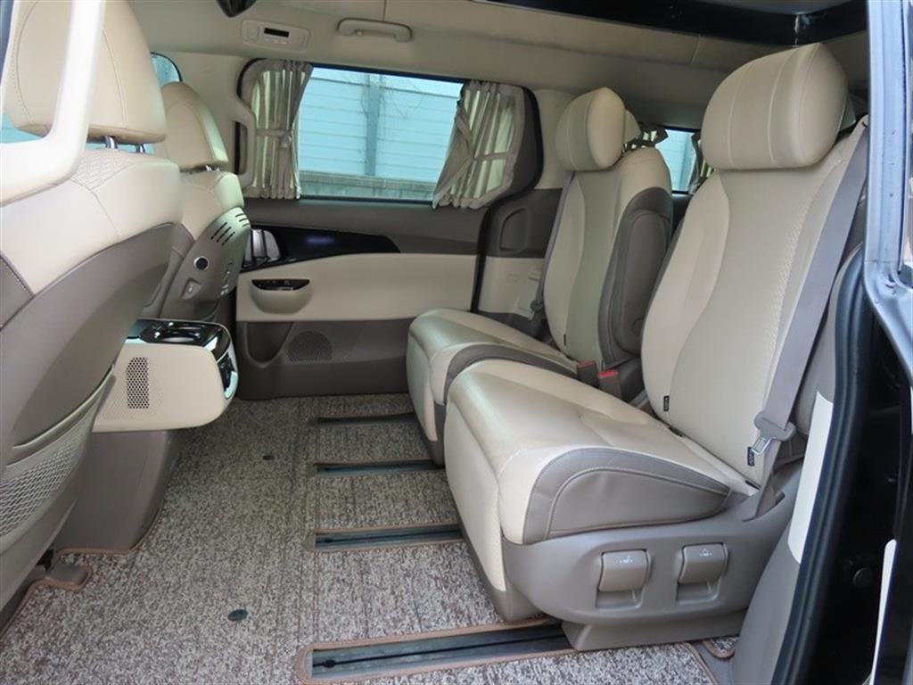 KIA Carnival 2022 Negro - Importación desde Corea - HF Imports Iquique - Foto 8