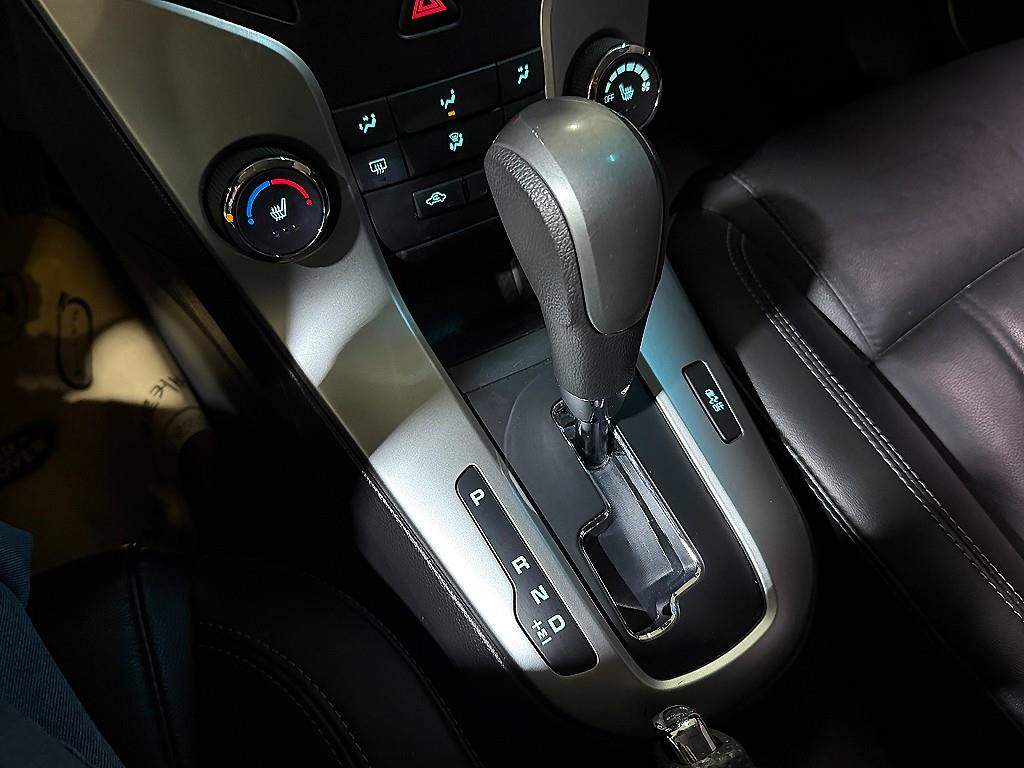 Chevrolet Cruise - Vista 12