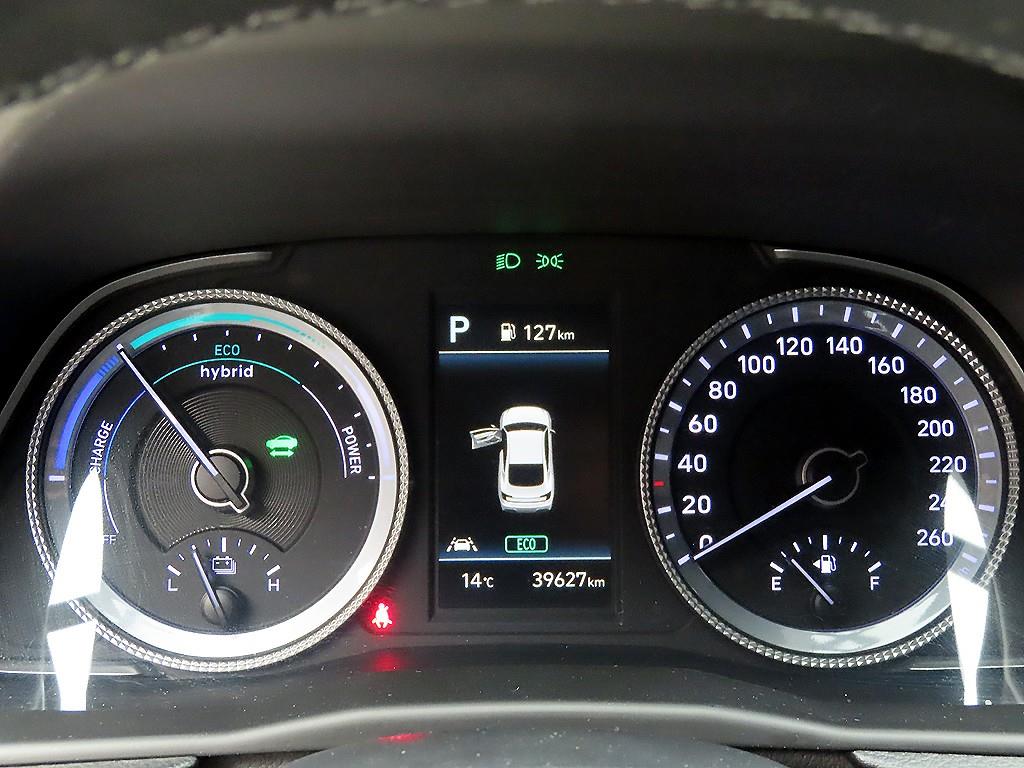 HYUNDAI Sonata - Vista 8