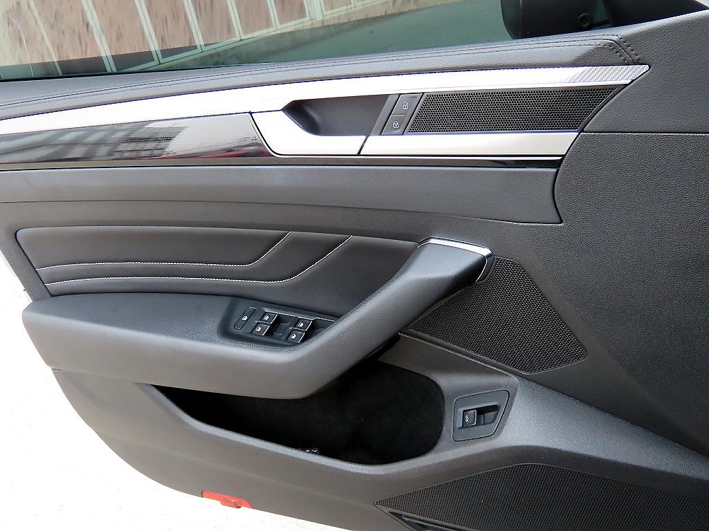 Volkswagen Arteon - Vista 12