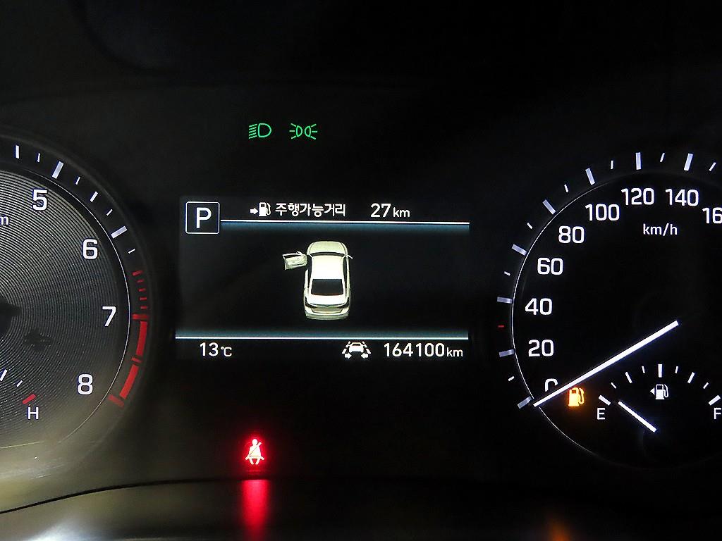 Genesis G80 - Vista 9