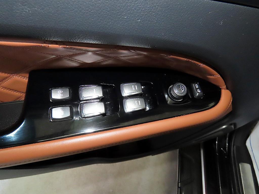 Ssangyong Rexton 2020 Negro - Importación desde Corea - HF Imports Iquique - Foto 13