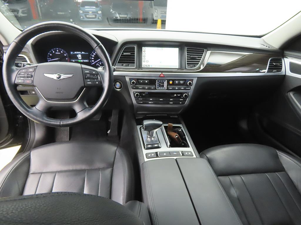 Genesis G80 - Vista 7