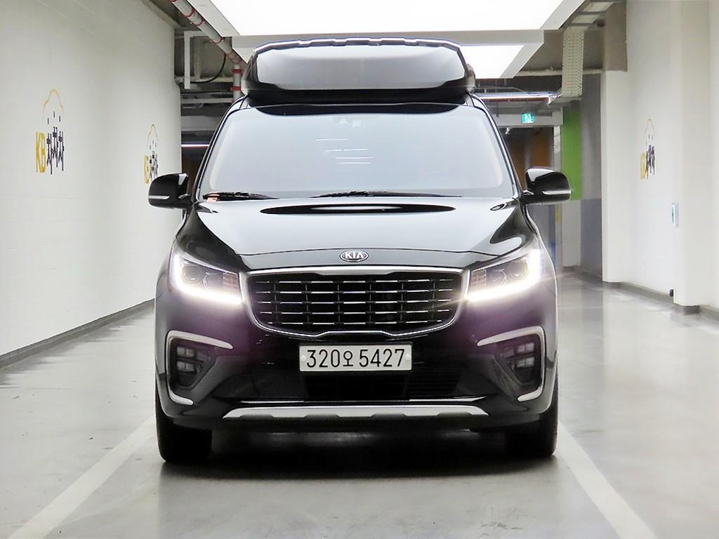 KIA Carnival 2019 Negro - Importación desde Corea - HF Imports Iquique - Foto 1