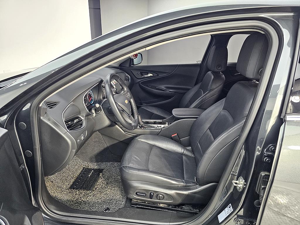 Chevrolet Malibu - Vista 8