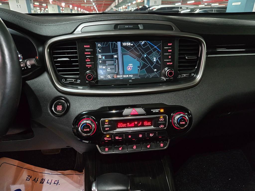 KIA Sorento - Vista 11