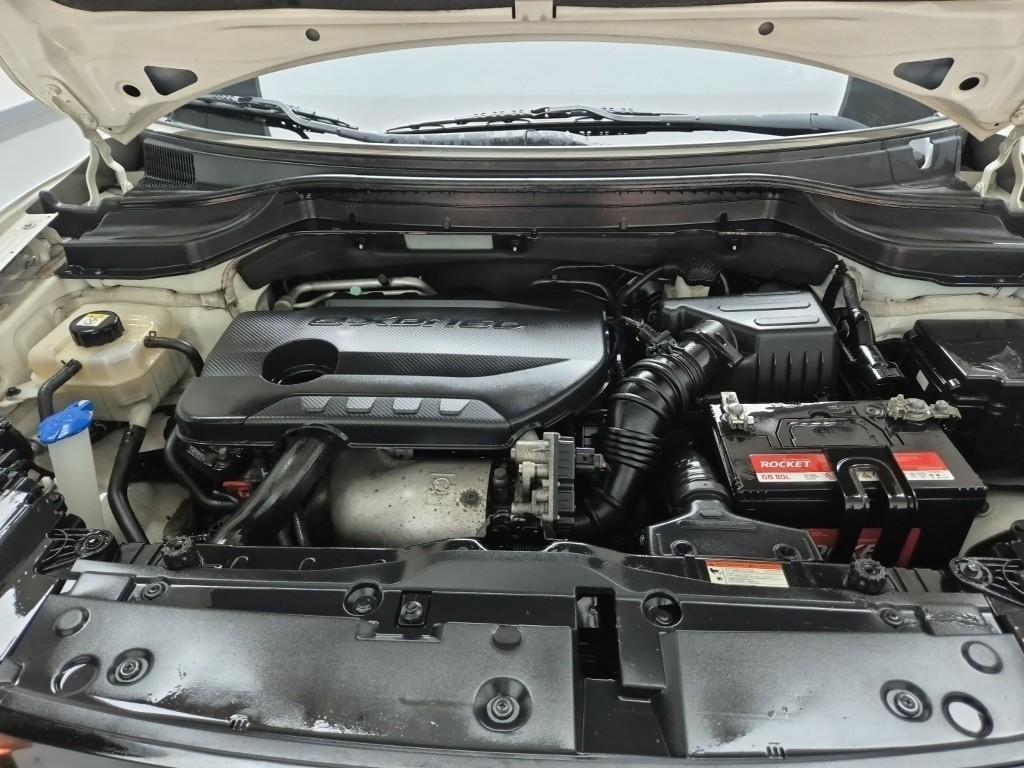 Ssangyong Tivoli - Vista 5