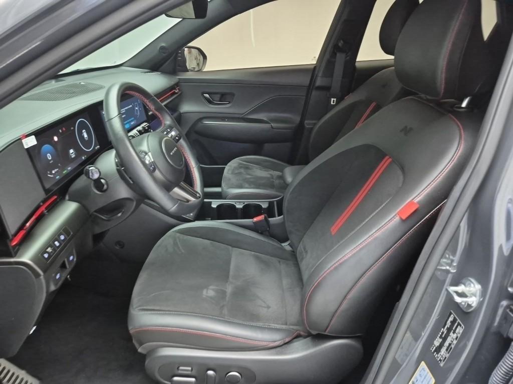 HYUNDAI Kona - Vista 11