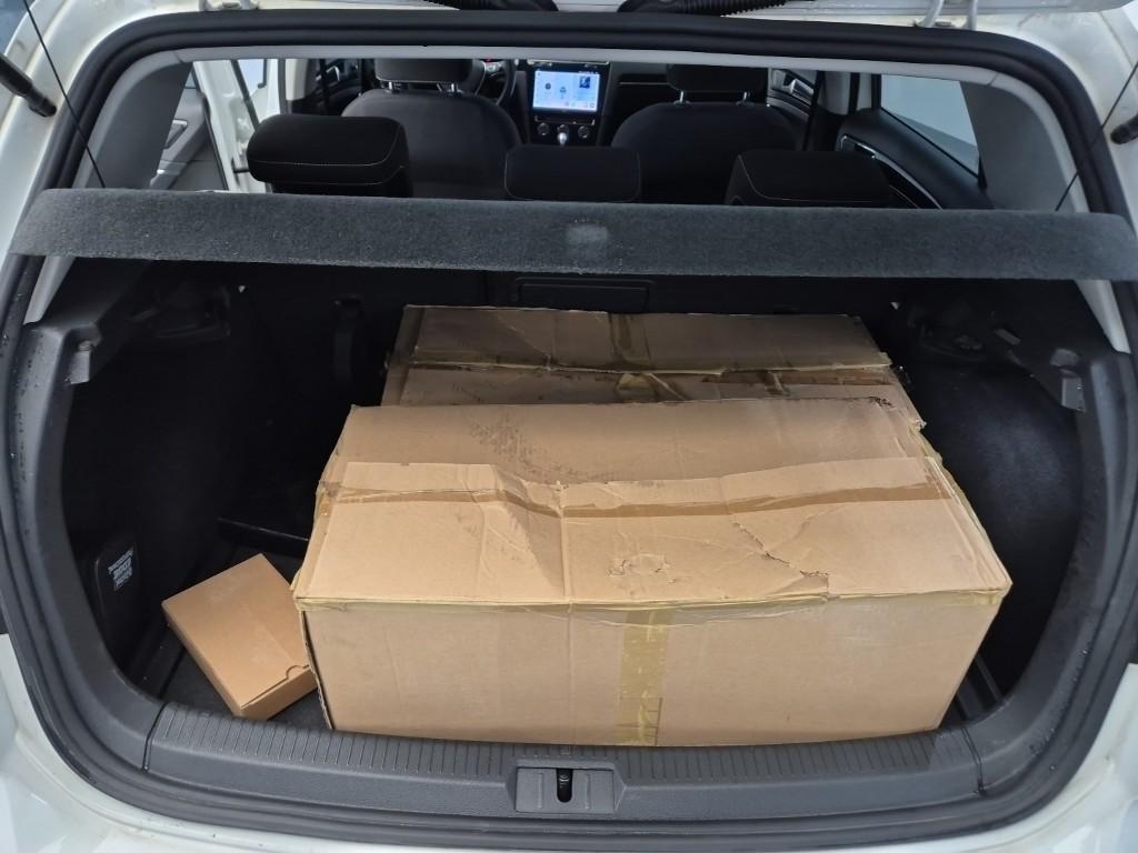 Volkswagen Golf - Vista 12