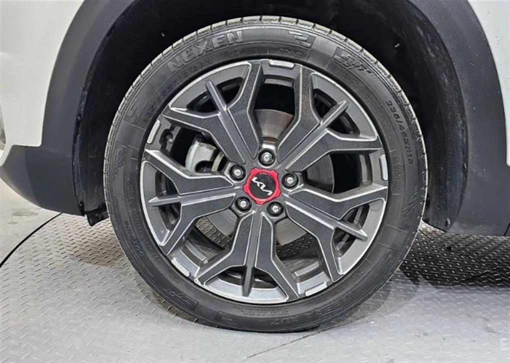 KIA Seltos - Vista 5