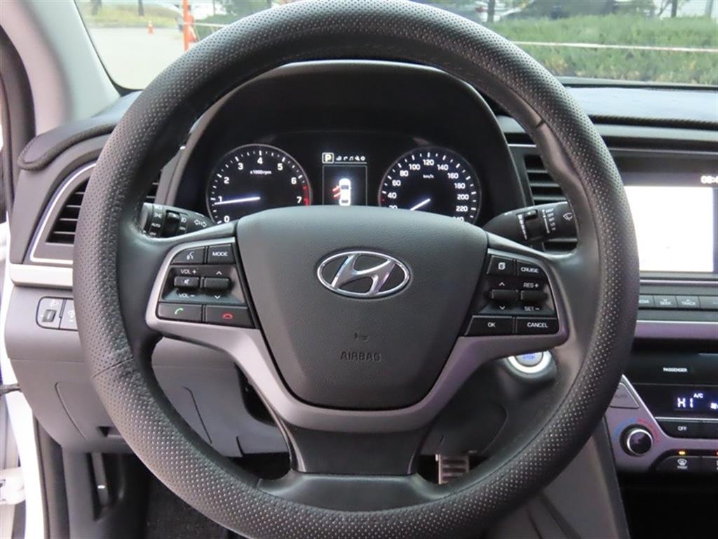 HYUNDAI Avante 2018 Blanco - Importación desde Corea - HF Imports Iquique - Foto 9