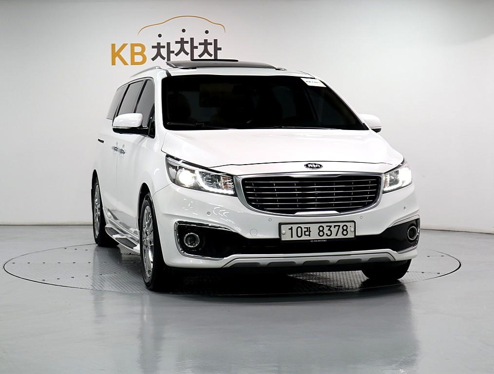 KIA Carnival - Vista 2
