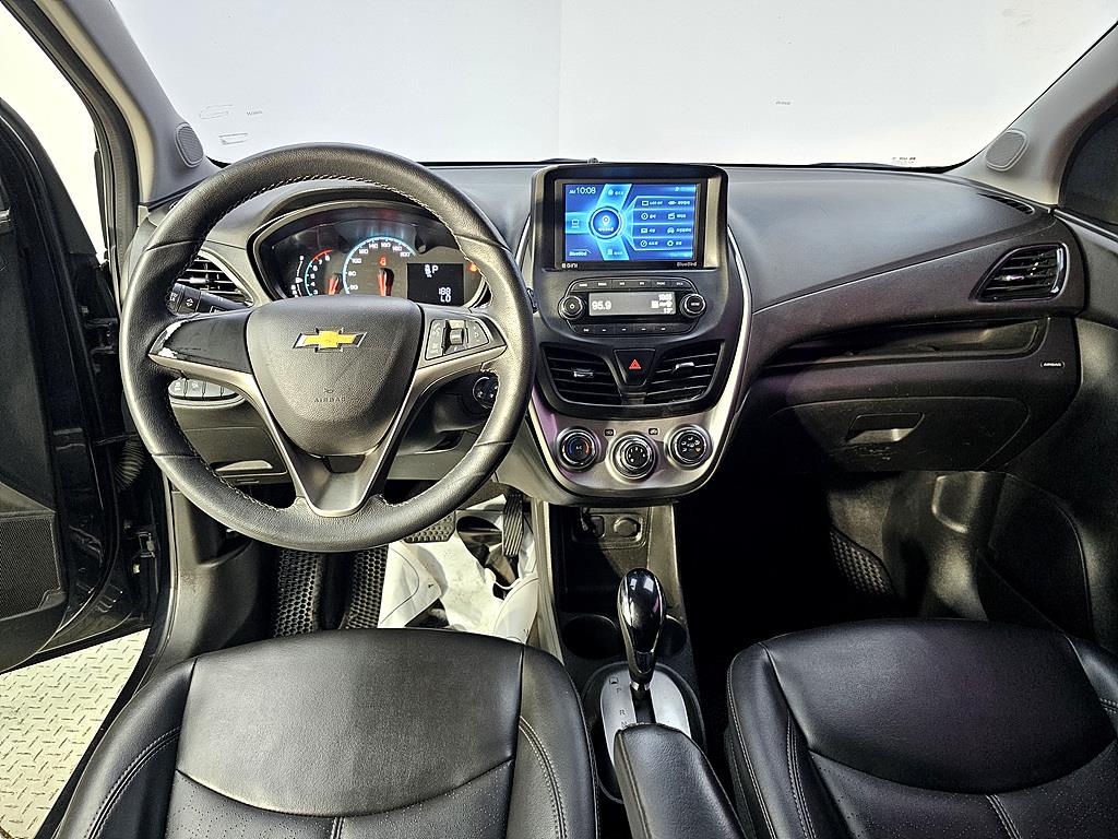 Chevrolet Spark - Vista 5