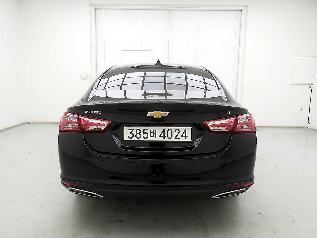 Chevrolet Malibu - Vista 3