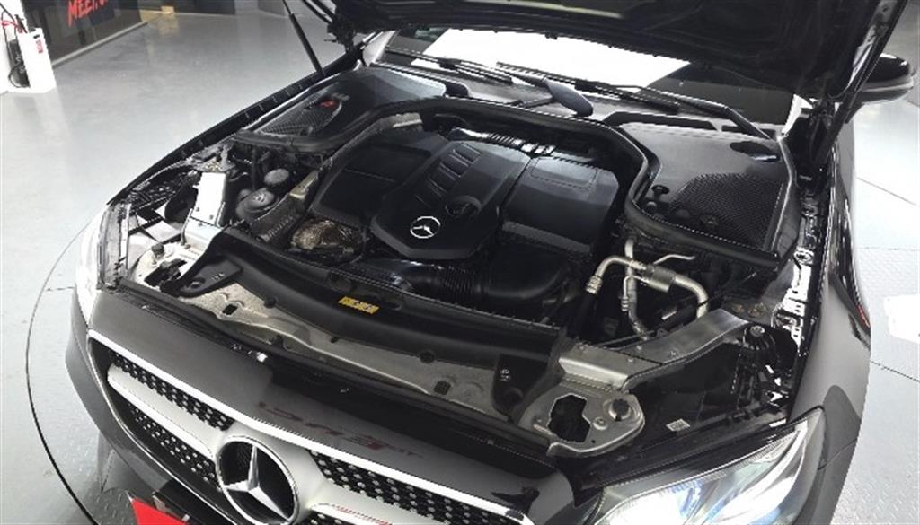 Mercedes Benz E class - Vista 6