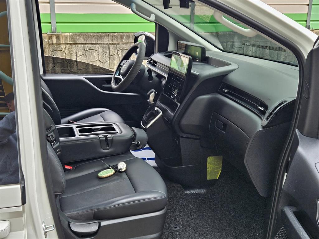 HYUNDAI Staria 2025 Blanco - Importación desde Corea - HF Imports Iquique - Foto 15