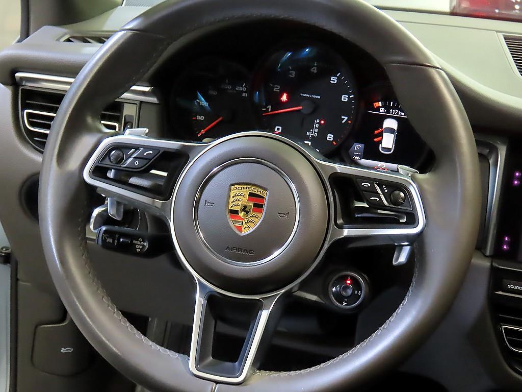 Porsche Macan - Vista 8