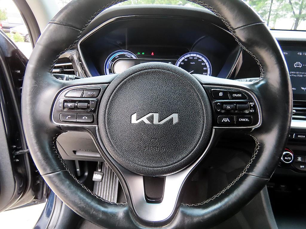 KIA Niro - Vista 8