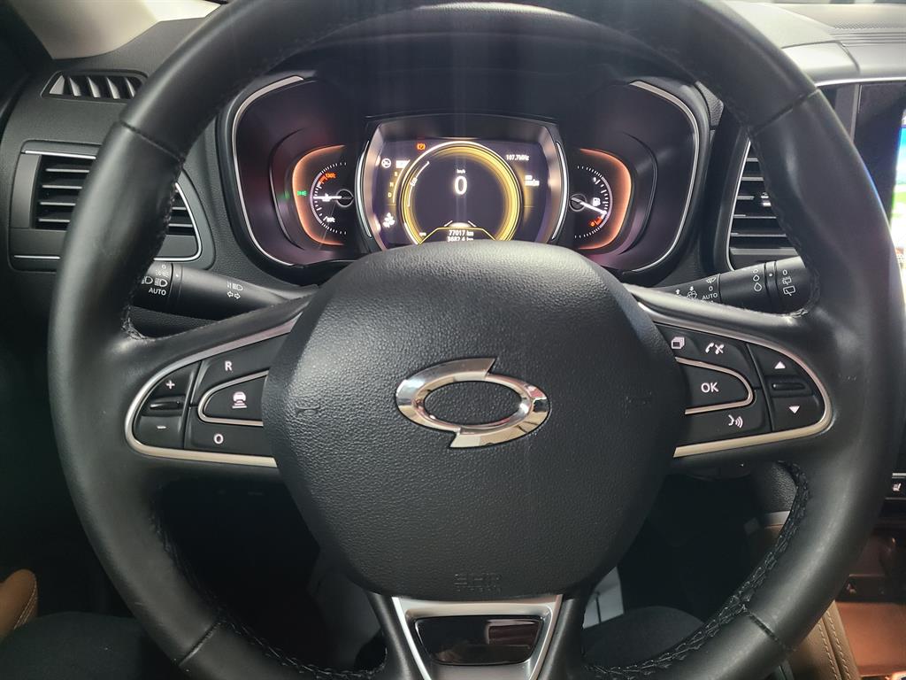 SAMSUNG QM6 - Vista 6